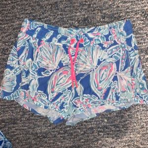 Runaround shorts